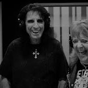 Suzi Quatro Kick Out The Jams Feat Alice Cooper
