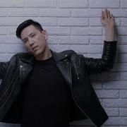 Uygʻonsam Qoʻynimda Qizil Gul Kabi