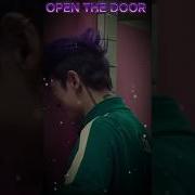 Меме Open The Door