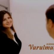 Gozlerine Vurulmusam