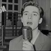 Скачать Бесплатно Песню Голуби Целуются На Крыше