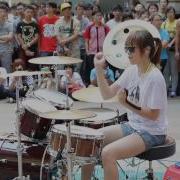 Китайская Барабанщица