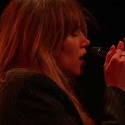 Suki Waterhouse Good Looking Live