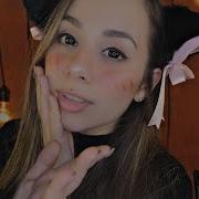 Облизывание Ушей