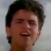 Glenn Medeiros