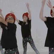 Jingle Bells Christmas Dance
