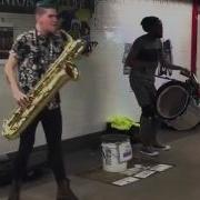 Саксофон В Метро