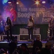 Larkin Poe 2021