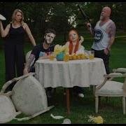 Оливия Адамс