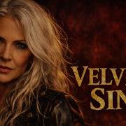 Sarah Thomson Velvet Sin