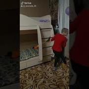 Никого Нету Ну Где Вы Все