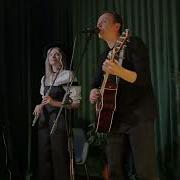 Укатилась Бусина