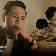 Ота Тугрисида Кушиклар