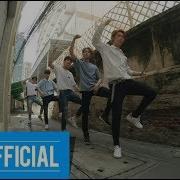 N S Stray Kids
